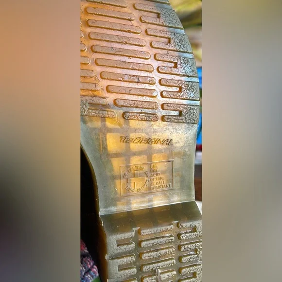 Dr. Martens 1460 Boot - Women's used good condition - Picture 5 of 7